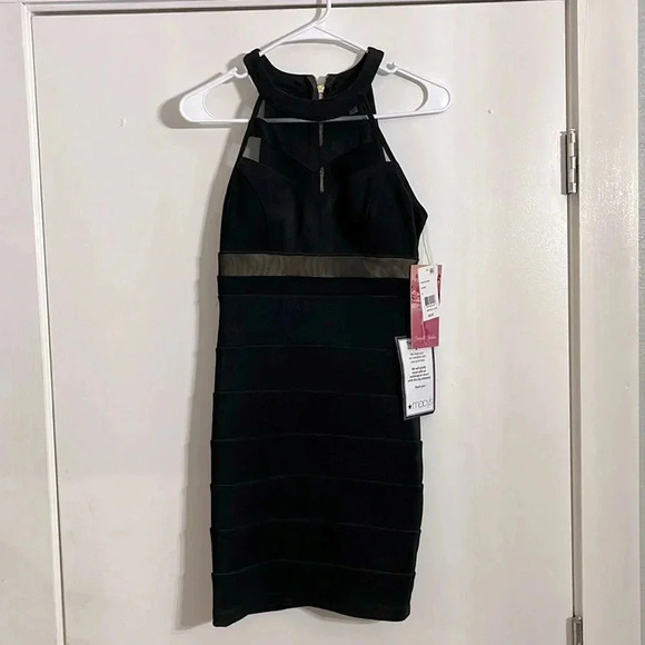 Emerald Sundae Dresses & Skirts - NWT Emerald Sundae Junior Size Small Semi Formal Short Black Dress NWT